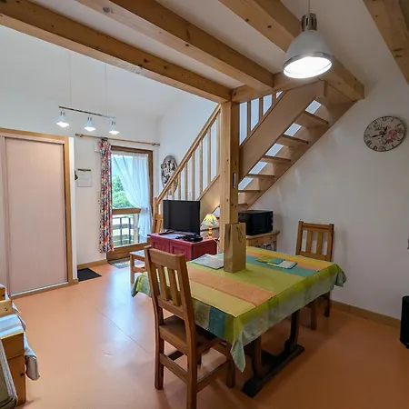 Liézey, 2 Pièces, 2 Personnes - Fr-1-589-211 *